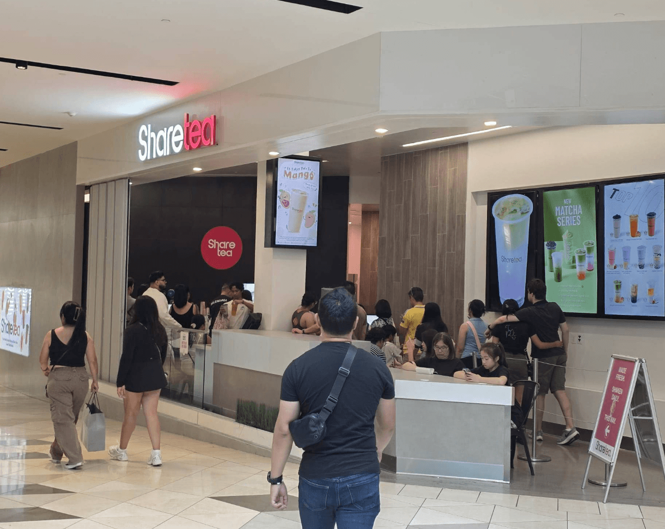 Sharetea Westfield Valley Fair exterior